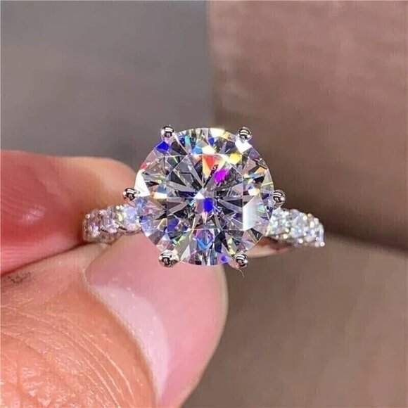 New Womens Moissanite Diamond Ring - Picture 1 of 5
